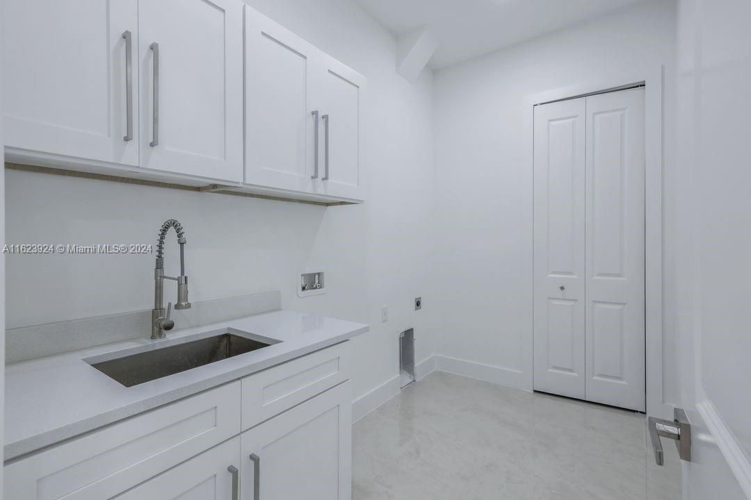 Recently Rented: $4,100 (3 beds, 3 baths, 0 Square Feet)