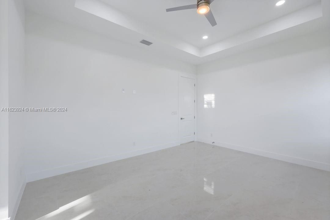 Recently Rented: $4,100 (3 beds, 3 baths, 0 Square Feet)