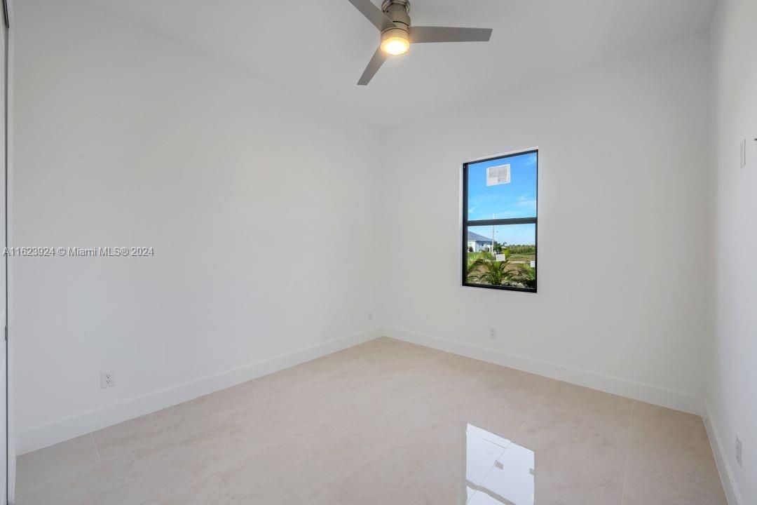 Recently Rented: $4,100 (3 beds, 3 baths, 0 Square Feet)
