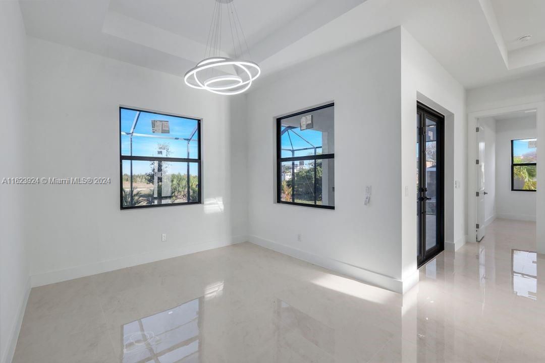 Recently Rented: $4,100 (3 beds, 3 baths, 0 Square Feet)