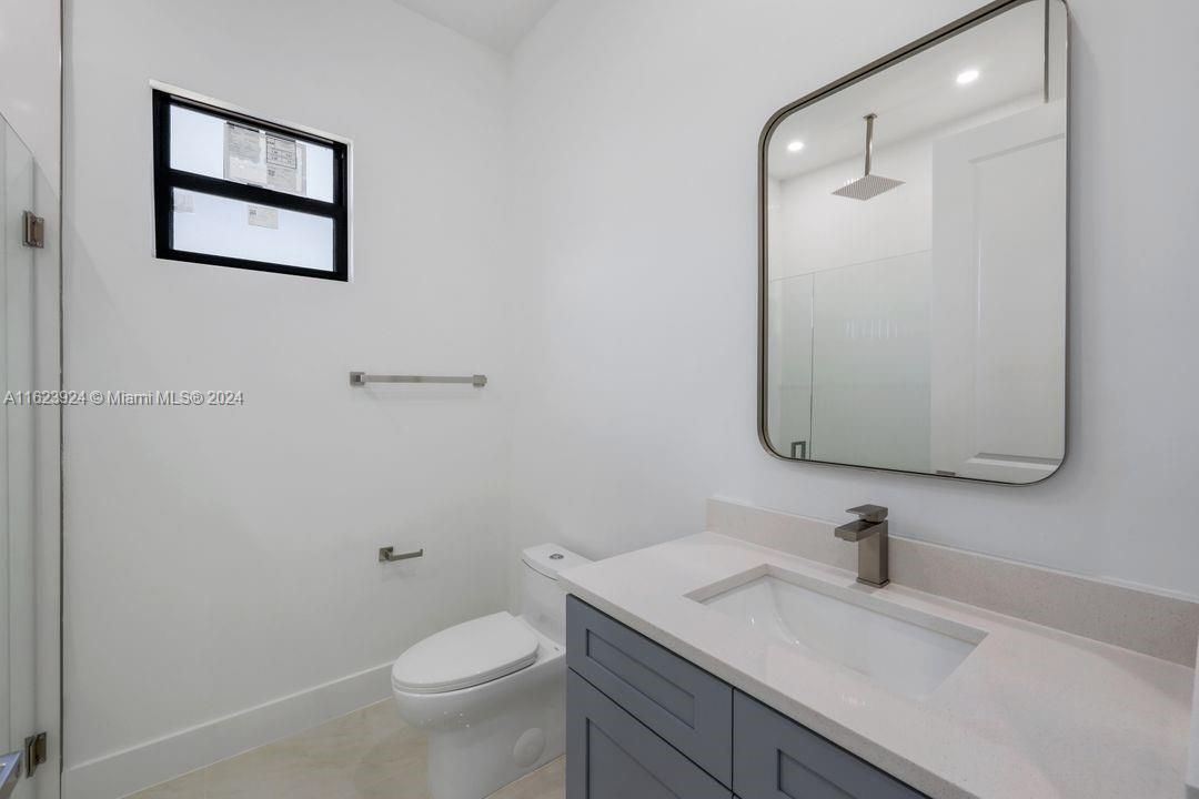 Recently Rented: $4,100 (3 beds, 3 baths, 0 Square Feet)