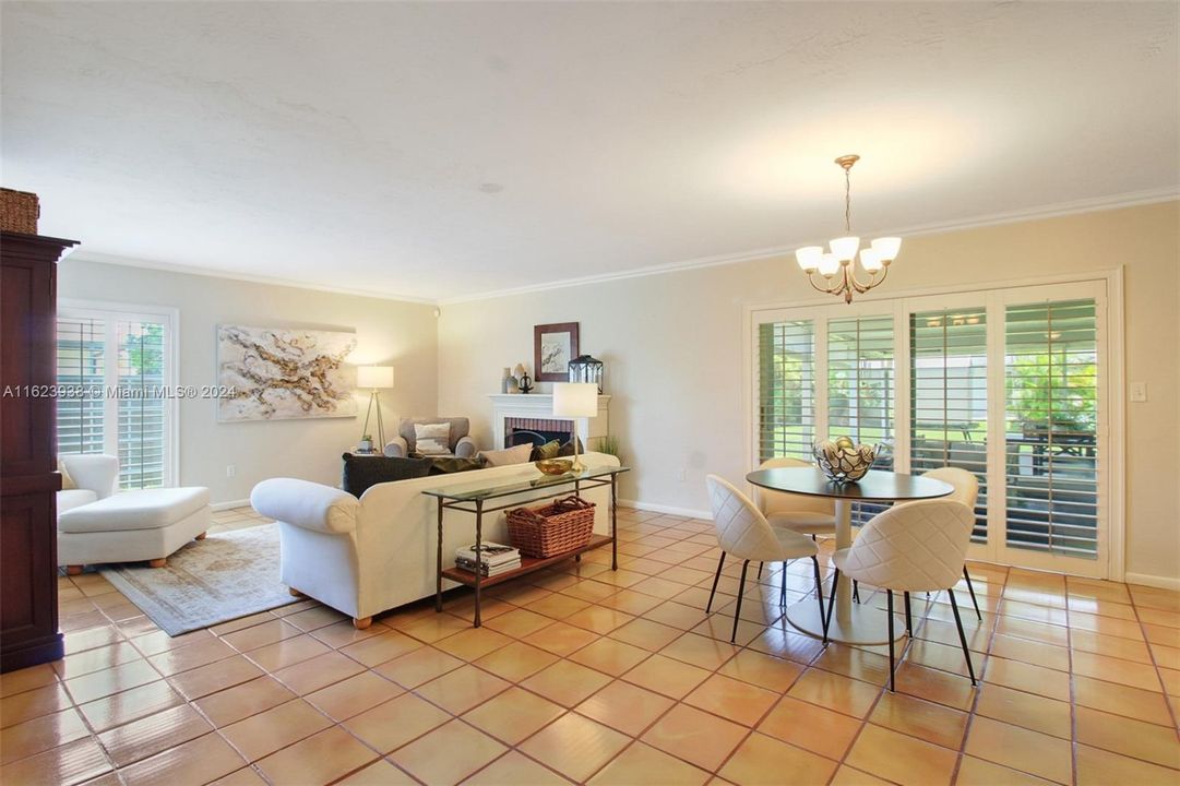 Recently Sold: $679,000 (3 beds, 2 baths, 1872 Square Feet)