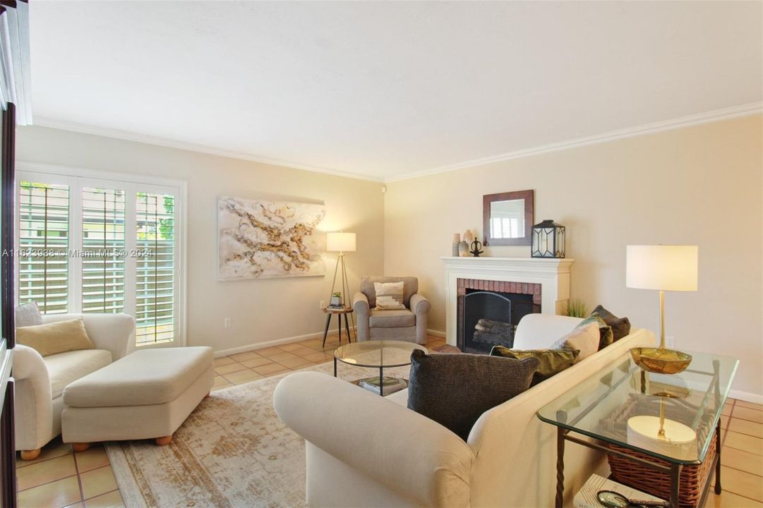 Recently Sold: $679,000 (3 beds, 2 baths, 1872 Square Feet)