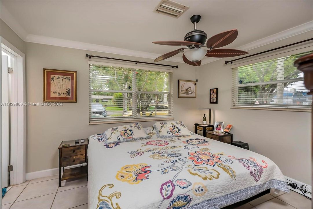 Recently Sold: $599,999 (3 beds, 1 baths, 1623 Square Feet)