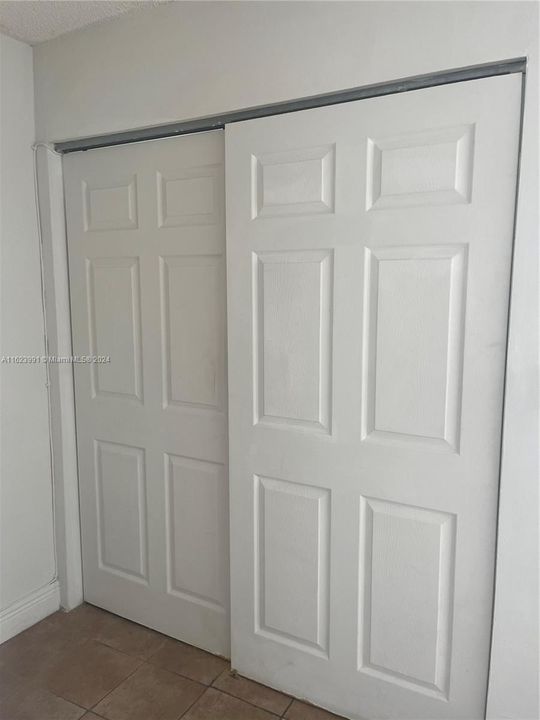 Recently Rented: $1,850 (1 beds, 1 baths, 676 Square Feet)