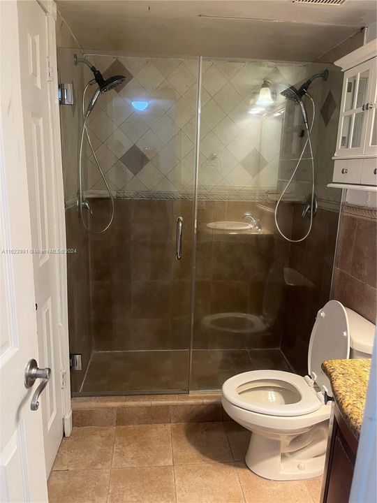 Recently Rented: $1,850 (1 beds, 1 baths, 676 Square Feet)