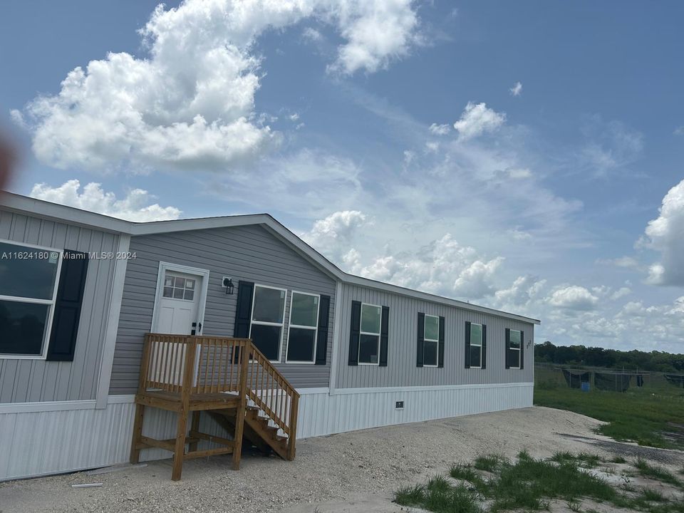 Recently Rented: $2,800 (5 beds, 3 baths, 0 Square Feet)