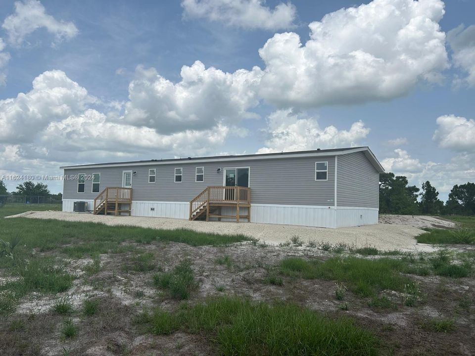 Recently Rented: $2,800 (5 beds, 3 baths, 0 Square Feet)