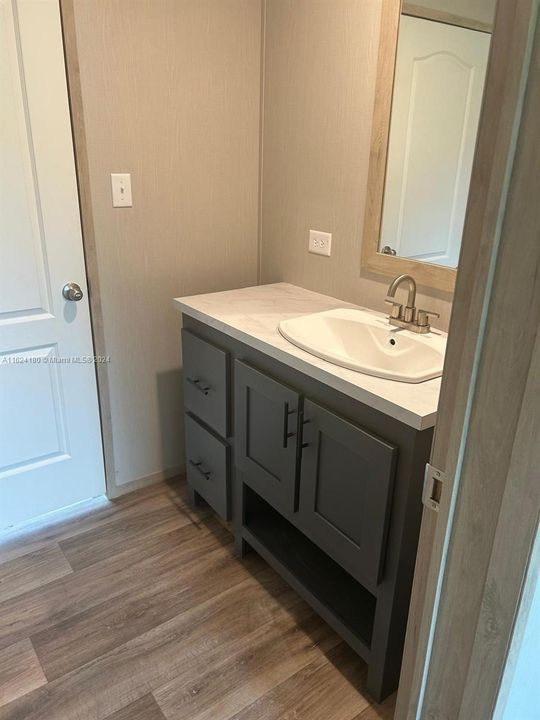 Recently Rented: $2,800 (5 beds, 3 baths, 0 Square Feet)