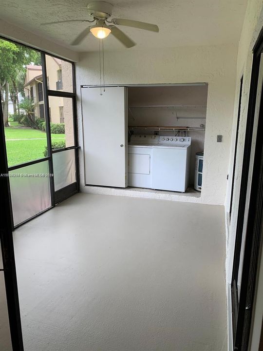 Recently Rented: $2,100 (2 beds, 2 baths, 982 Square Feet)