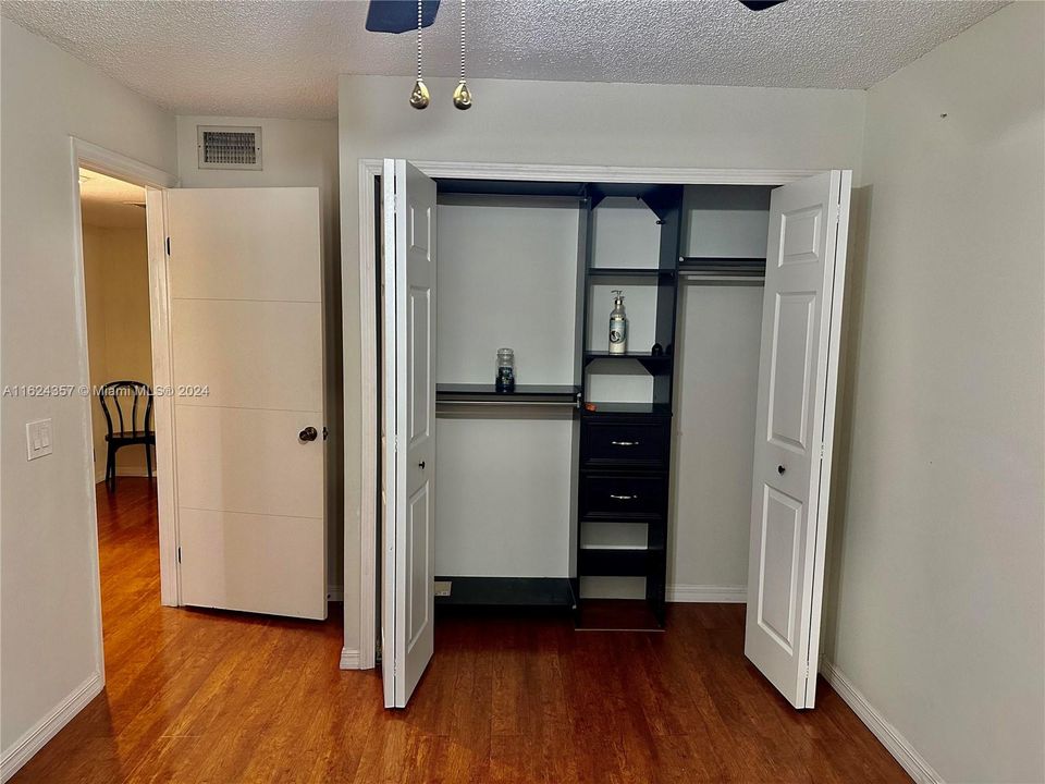 Active With Contract: $3,300 (3 beds, 2 baths, 1712 Square Feet)