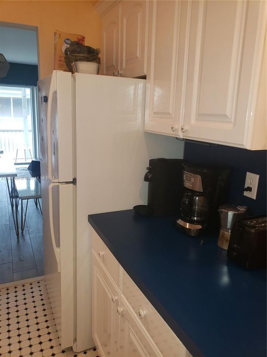 待售: $150,000 (1 贝兹, 1 浴室, 756 平方英尺)