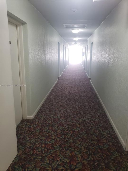 待售: $150,000 (1 贝兹, 1 浴室, 756 平方英尺)