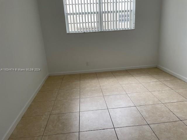 Recently Rented: $1,900 (2 beds, 1 baths, 0 Square Feet)