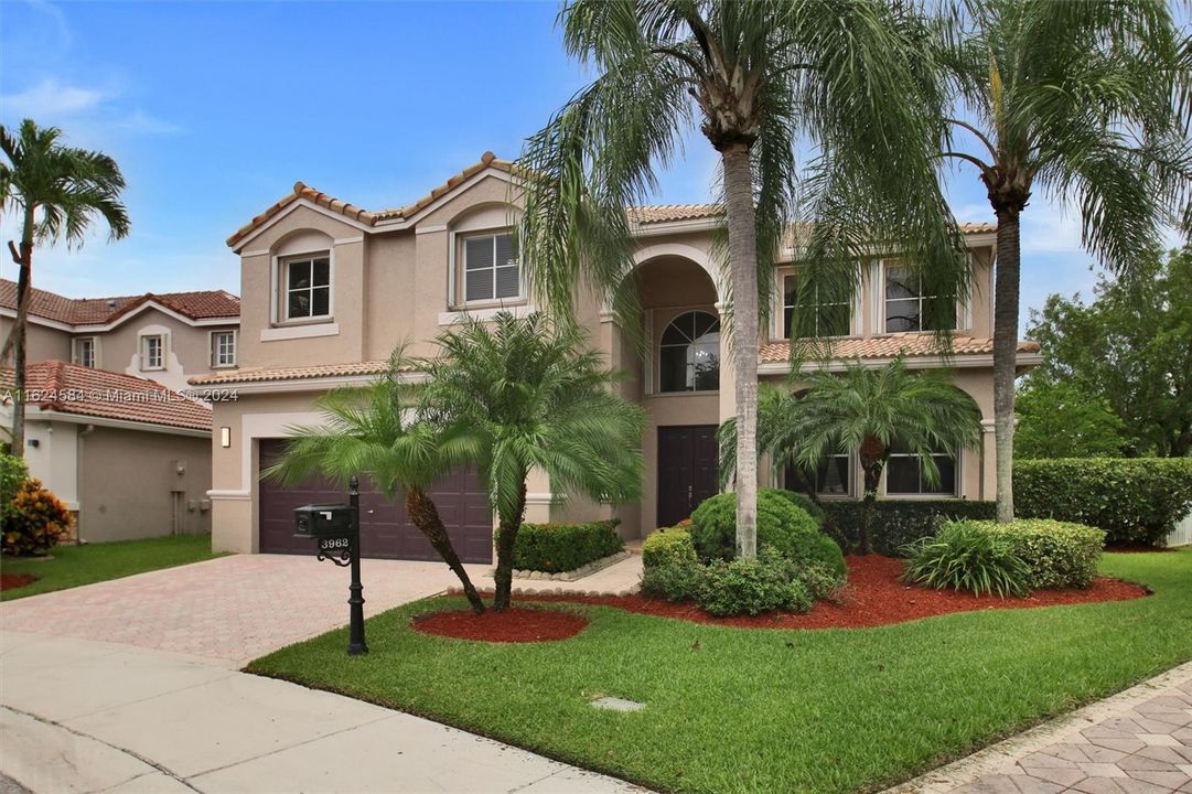 Active With Contract: $1,195,000 (4 beds, 2 baths, 3057 Square Feet)