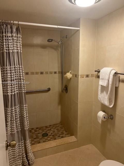 Activo con contrato: $269,900 (2 camas, 2 baños, 1235 Pies cuadrados)