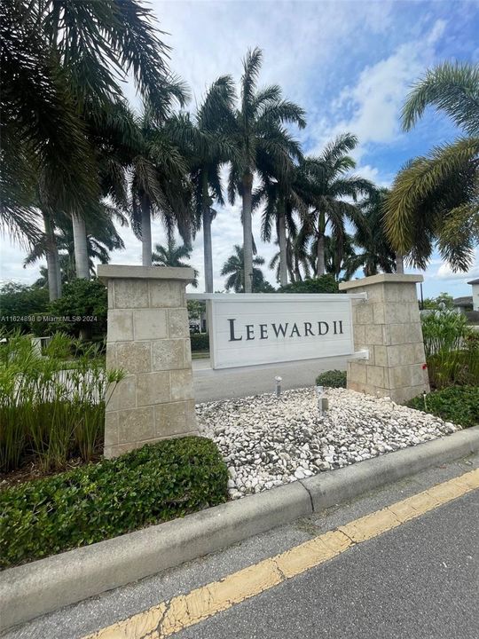 Recently Sold: $485,000 (5 beds, 3 baths, 2170 Square Feet)