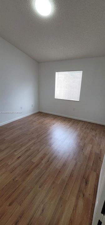 Recientemente alquilado: $2,625 (3 camas, 2 baños, 1150 Pies cuadrados)