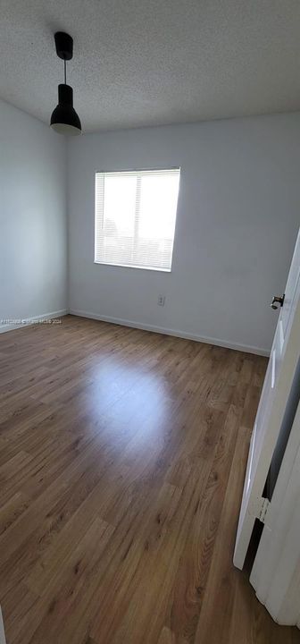 Recientemente alquilado: $2,625 (3 camas, 2 baños, 1150 Pies cuadrados)