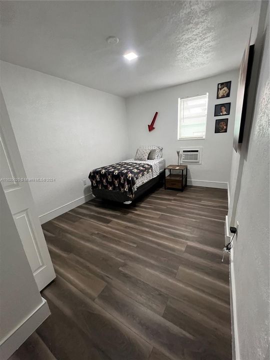 Recently Rented: $3,300 (4 beds, 2 baths, 1836 Square Feet)