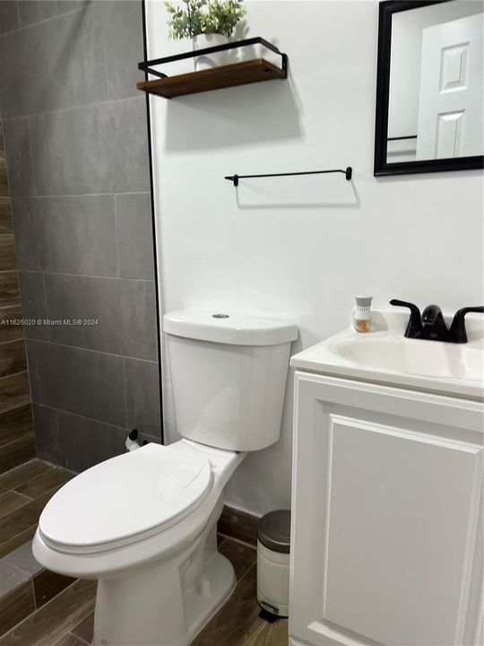 Recently Rented: $3,300 (4 beds, 2 baths, 1836 Square Feet)