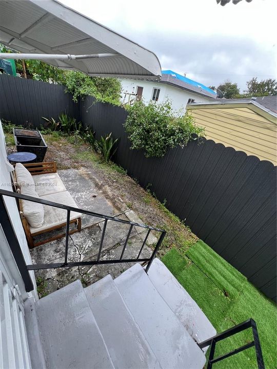 Recently Rented: $3,300 (4 beds, 2 baths, 1836 Square Feet)