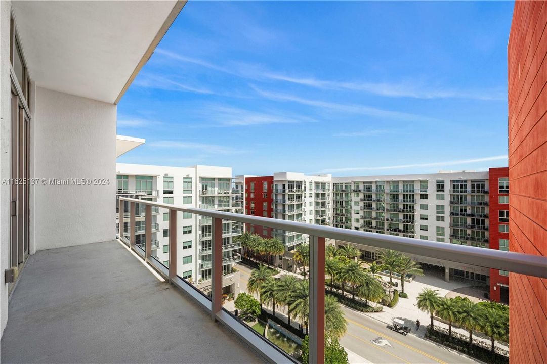 Recently Rented: $3,100 (2 beds, 2 baths, 1130 Square Feet)