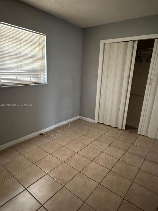 Recently Rented: $1,800 (2 beds, 1 baths, 0 Square Feet)