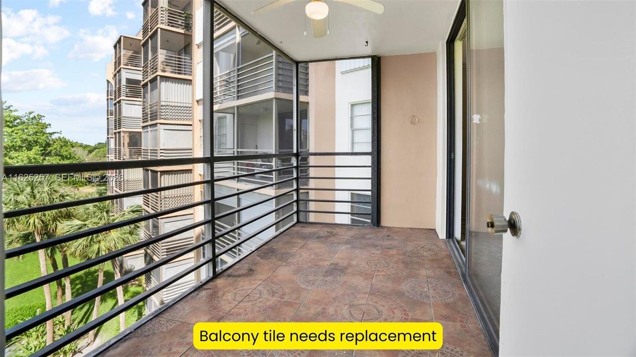 For Sale: $105,000 (2 beds, 2 baths, 1100 Square Feet)