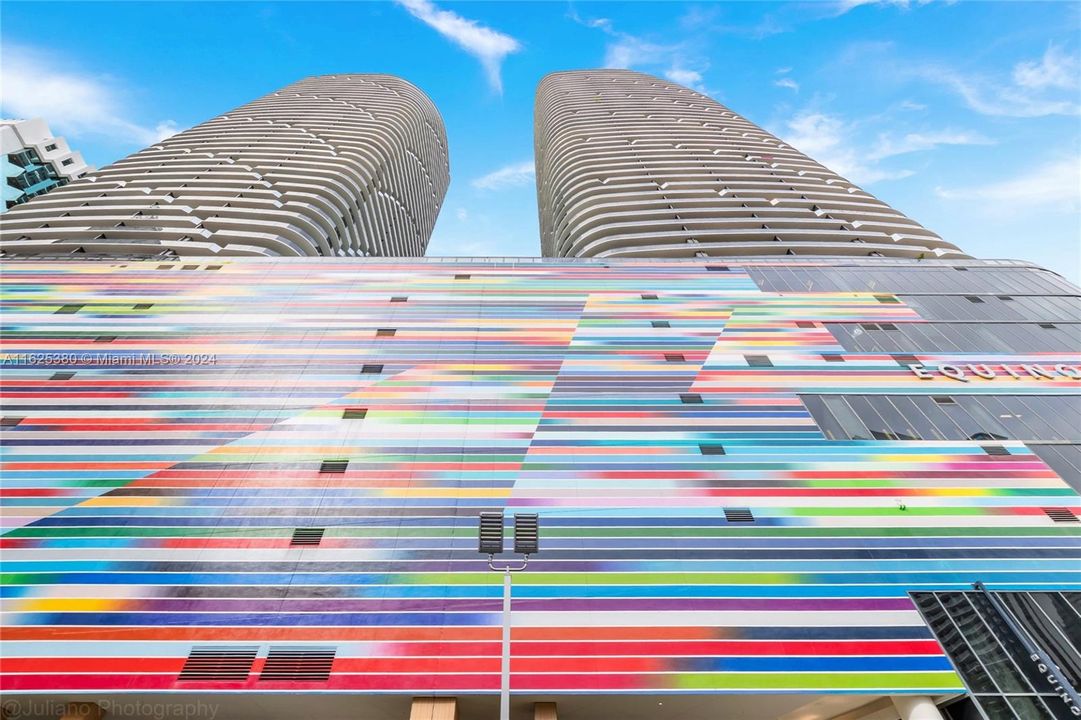 Recently Rented: $4,000 (1 beds, 1 baths, 776 Square Feet)