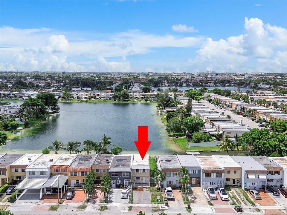 Vendido Recientemente: $459,000 (2 camas, 1 baños, 1314 Pies cuadrados)