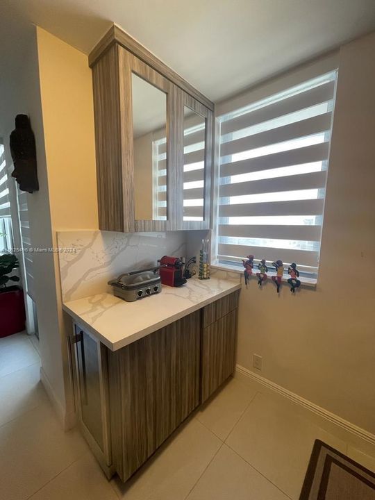 Recently Rented: $3,000 (0 beds, 1 baths, 450 Square Feet)