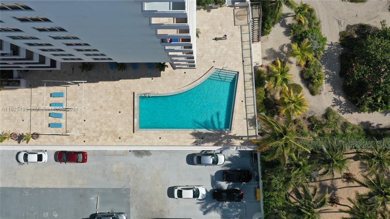 Recently Rented: $3,000 (0 beds, 1 baths, 450 Square Feet)