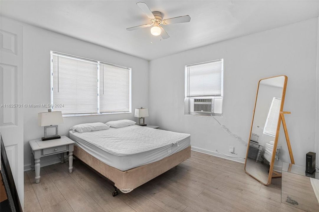 最近租的: $2,300 (2 贝兹, 1 浴室, 1107 平方英尺)