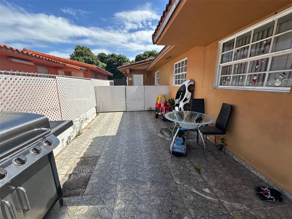 Recientemente alquilado: $2,500 (3 camas, 1 baños, 0 Pies cuadrados)