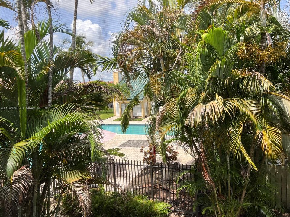 Recently Rented: $1,550 (1 beds, 1 baths, 0 Square Feet)