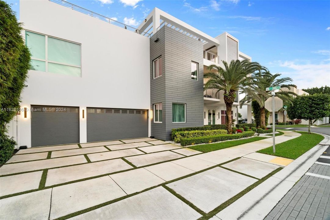 En Venta: $2,850,000 (5 camas, 5 baños, 4097 Pies cuadrados)