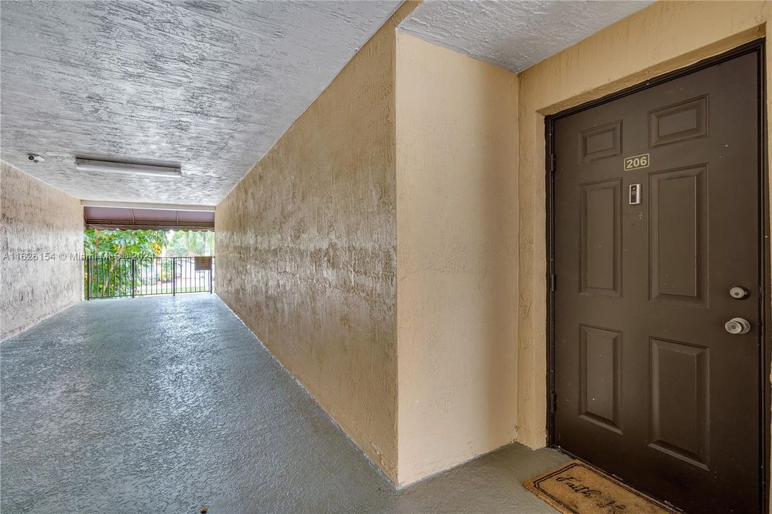 Recently Sold: $455,000 (4 beds, 3 baths, 2430 Square Feet)