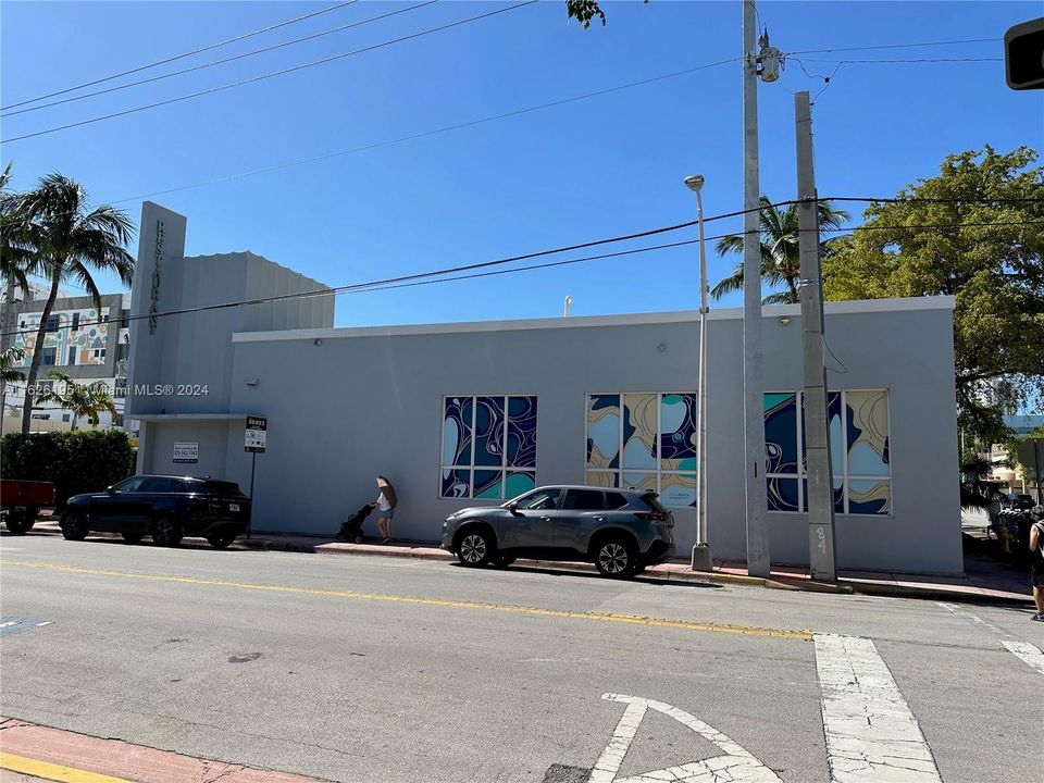 View from NE corner of Jefferson Avenue & 6th st