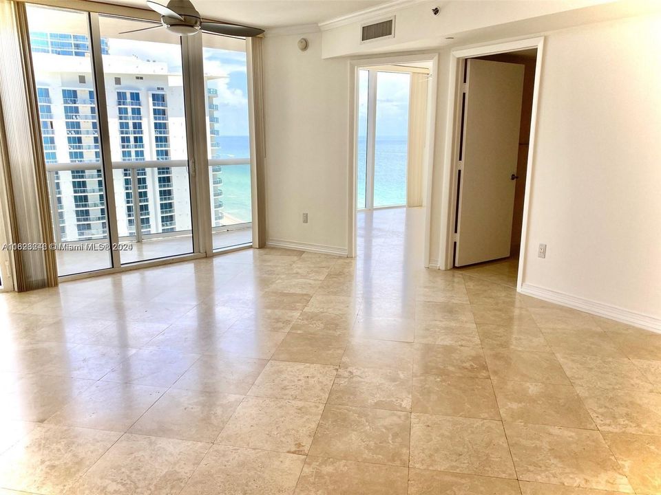 Active With Contract: $6,200 (2 beds, 2 baths, 1396 Square Feet)