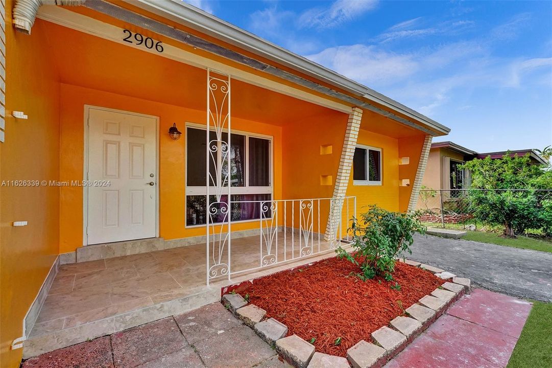 Active With Contract: $3,990 (4 beds, 2 baths, 1703 Square Feet)