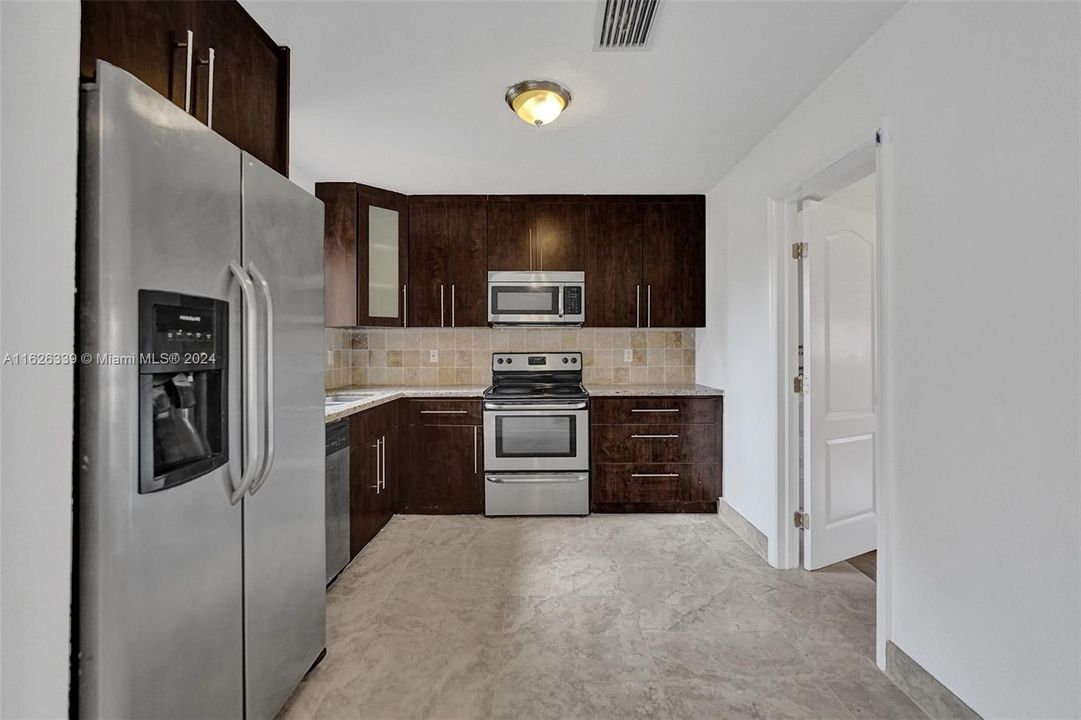 Active With Contract: $3,990 (4 beds, 2 baths, 1703 Square Feet)