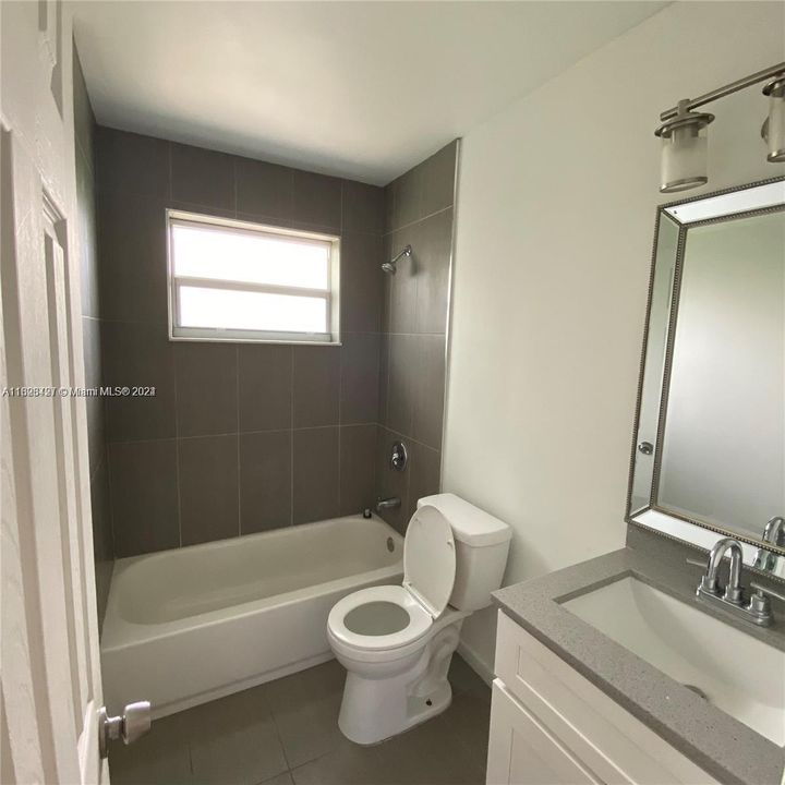 For Rent: $1,500 (1 beds, 1 baths, 2543 Square Feet)