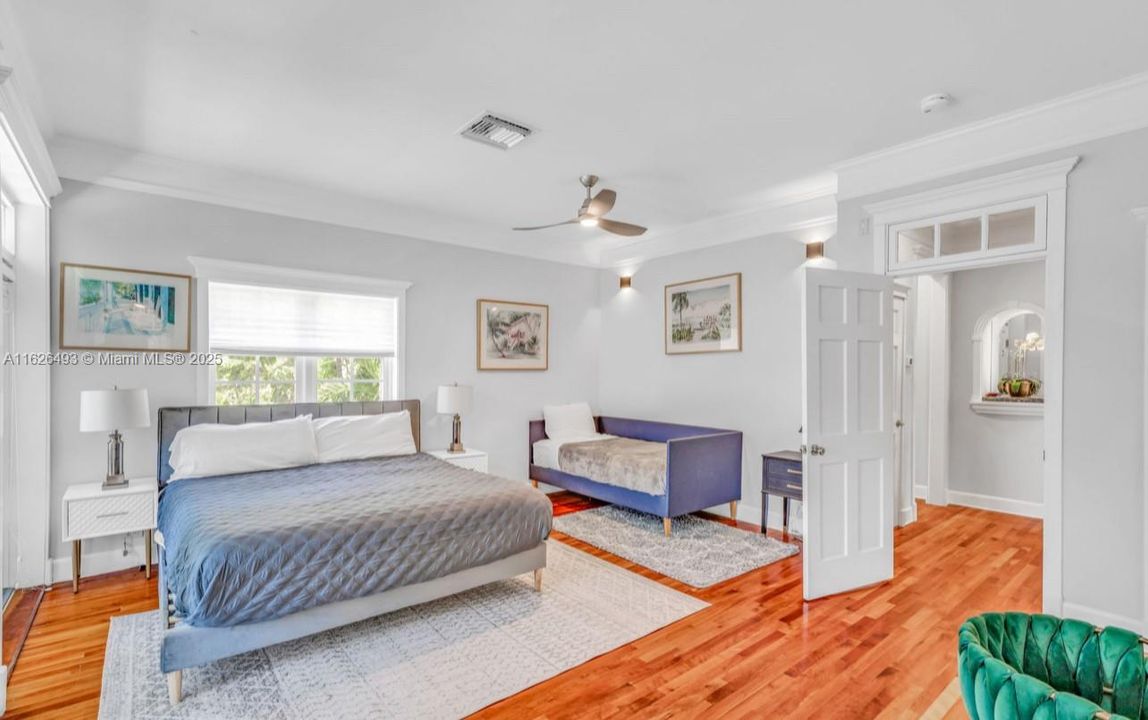 For Sale: $4,999,900 (4 beds, 4 baths, 3001 Square Feet)