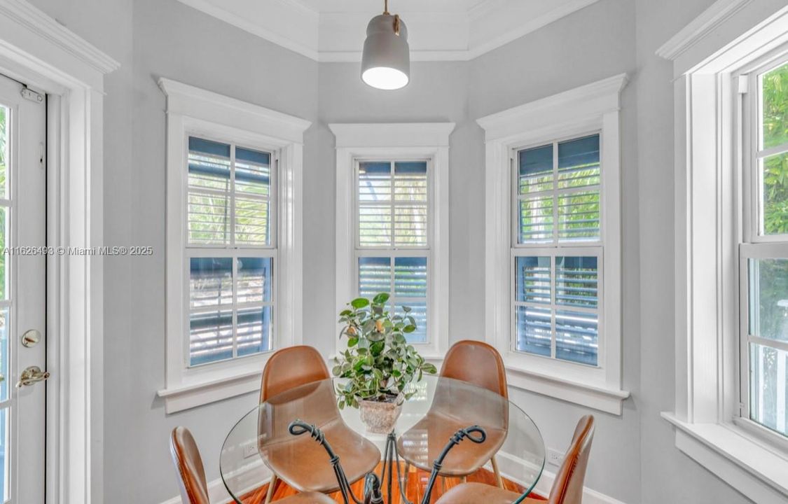 For Sale: $4,999,900 (4 beds, 4 baths, 3001 Square Feet)