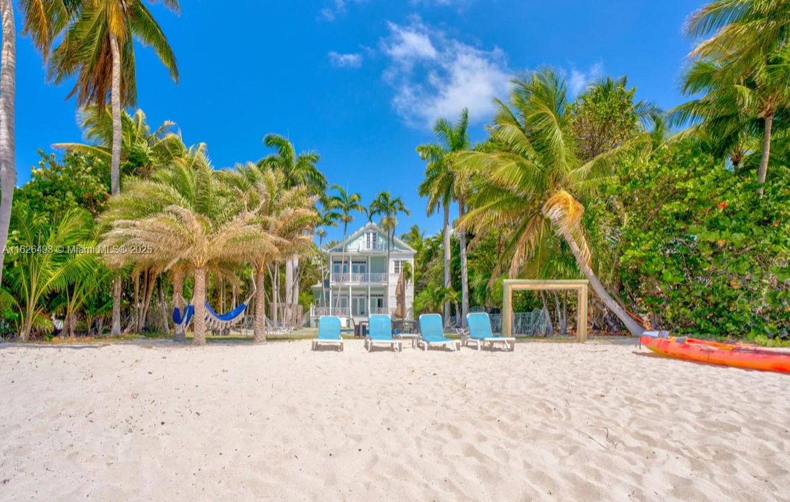 For Sale: $4,999,900 (4 beds, 4 baths, 3001 Square Feet)