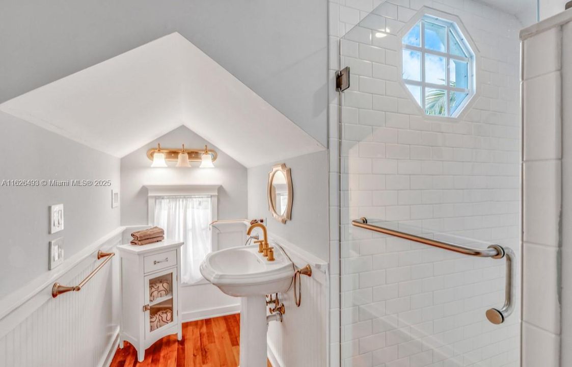 For Sale: $4,999,900 (4 beds, 4 baths, 3001 Square Feet)