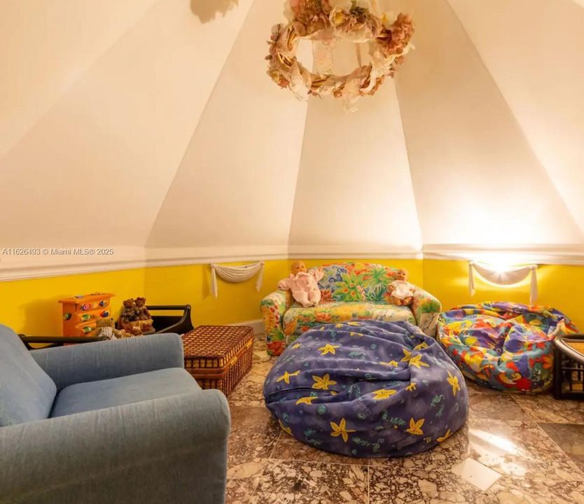 For Sale: $4,999,900 (4 beds, 4 baths, 3001 Square Feet)