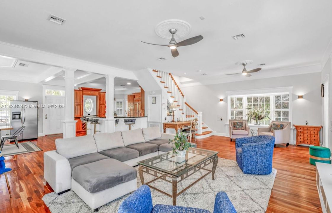 For Sale: $4,999,900 (4 beds, 4 baths, 3001 Square Feet)