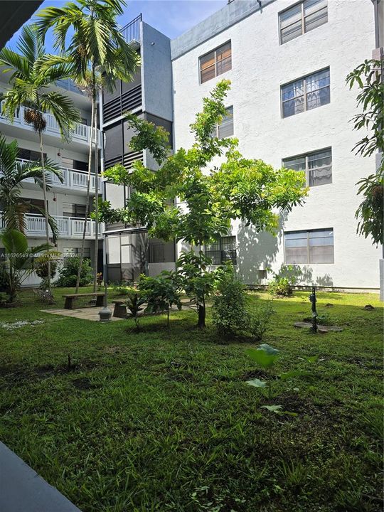 Activo con contrato: $149,950 (1 camas, 1 baños, 691 Pies cuadrados)